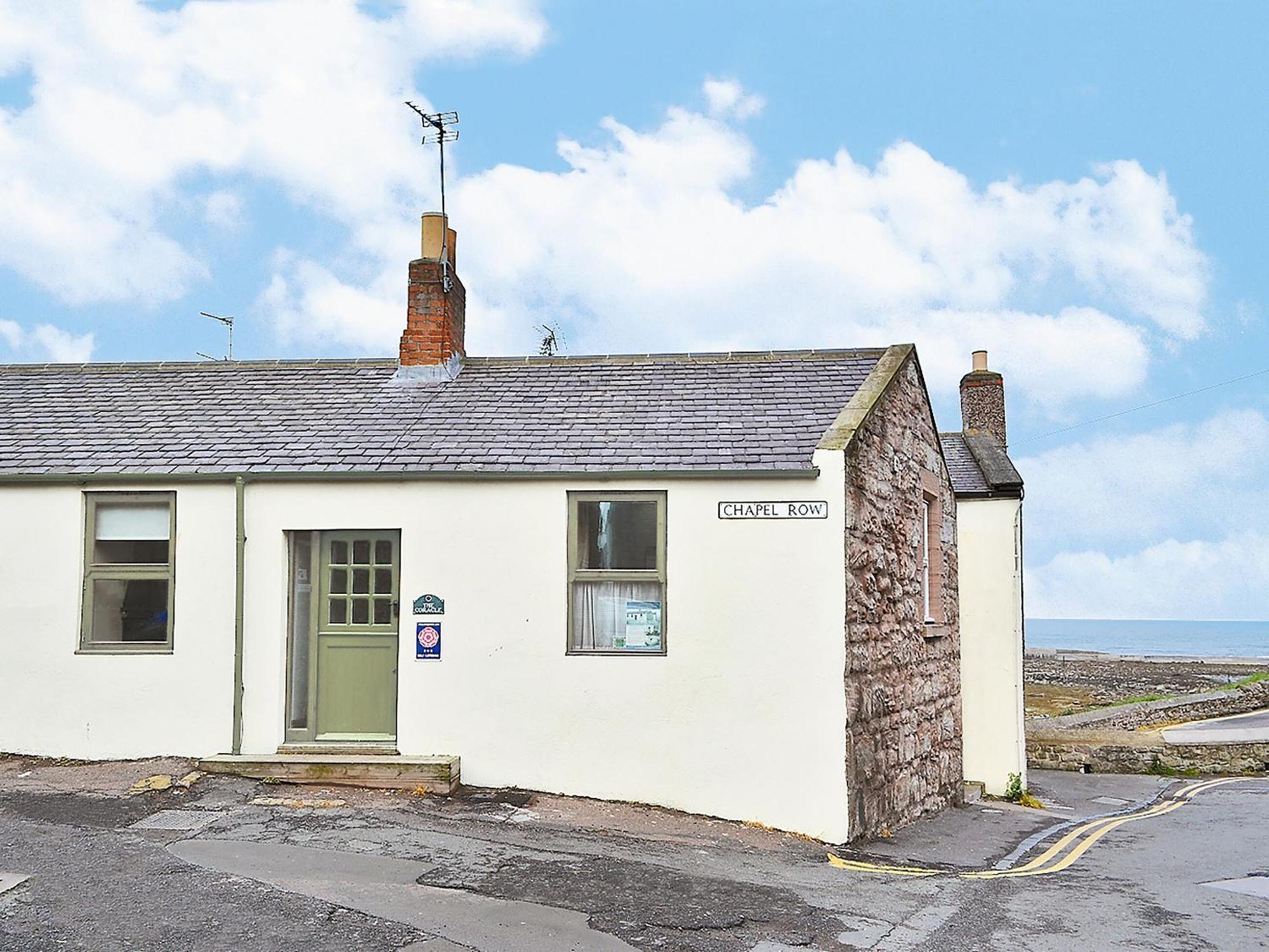 The Coracle Villa Seahouses Exterior photo